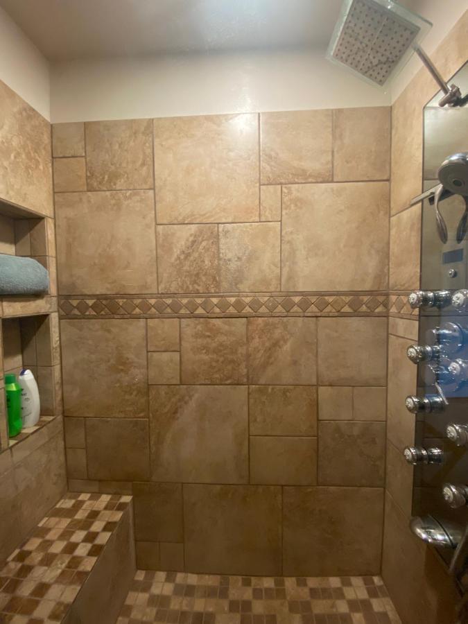 Trinity Escapes - Two Bedroom Two Bathroom Full Apartment Near Airport Anchorage Exterior foto